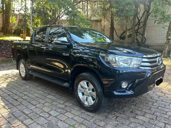TOYOTA HILUX 2.8 SRV 4X4 CD 16V DIESEL 4P AUTOMÁTICO TOYOTA HILUX 2.8 SRV 4X4 CD 16V DIESEL 4P AUTOMÁTICO